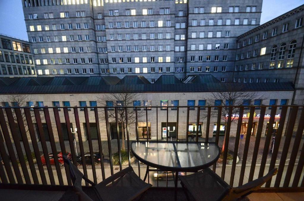 High-Quality In The Heart Of Stuttgart 4 Lägenhet Exteriör bild